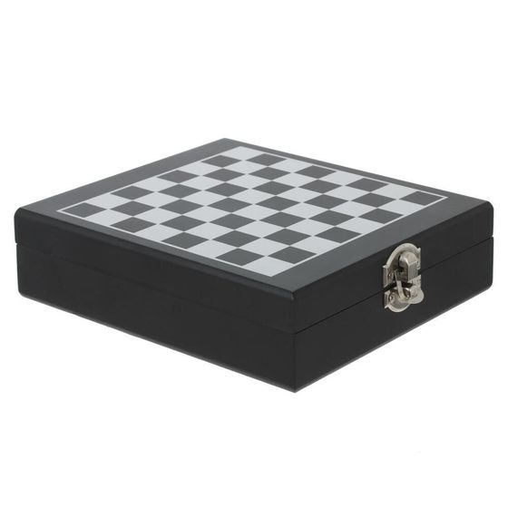 Шахматы и набор сомелье, 4 предм (штопор, пробка, кольцо, дозатор), L14,5 W17,5 H4,5 см