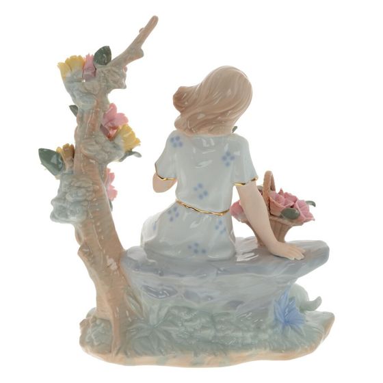 Фигурка декоративная &quot;Девушка&quot;, L23 W13 H25 см