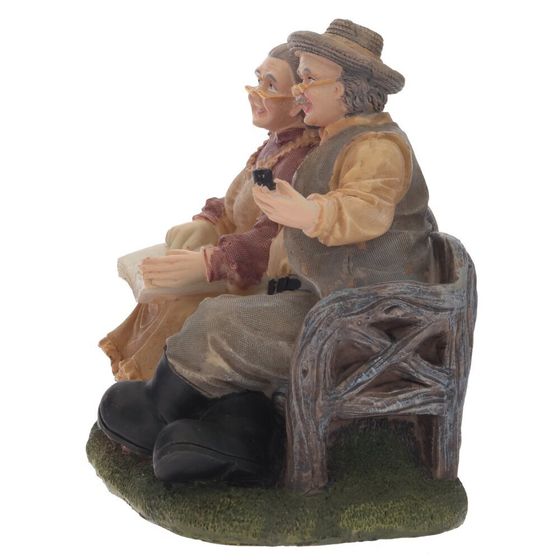 Фигурка декоративная &quot;Бабушка с дедушкой&quot;, Д16 Ш12 В17 см, 2в.