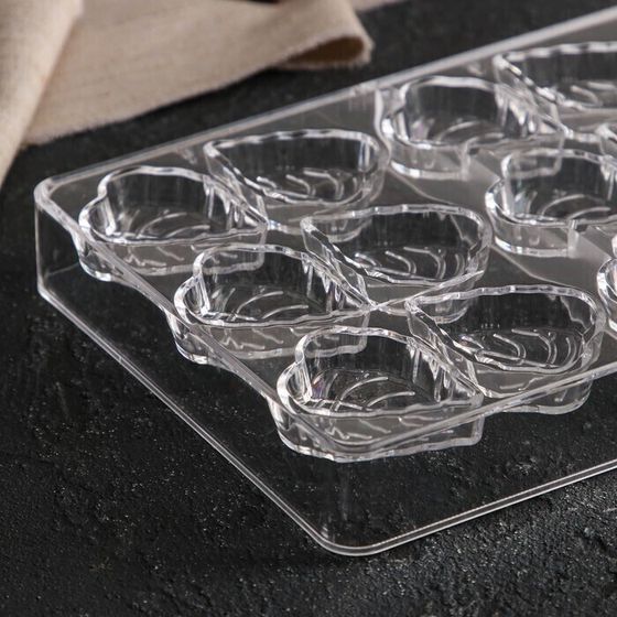 !09 Форма для шоколада и конфет «Листочки», 27,5×17,5×2,5 см, 21 ячейка, ячейка 4×3×0,8 см.