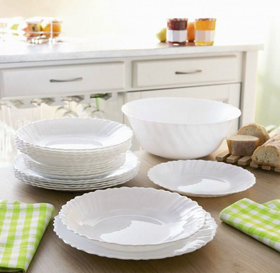 Набор столовый ФЭСТОН 18пр