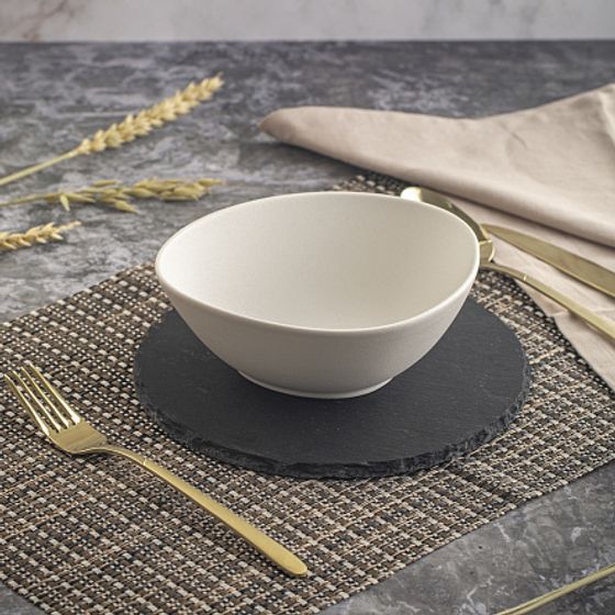 Салатник треугольный ROCK WHITE 16см