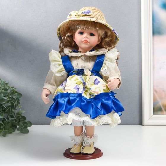 Кукла коллекционная керамика &quot;Алиса в синем платье с цветами, в соломенной шляпке&quot; 30 см