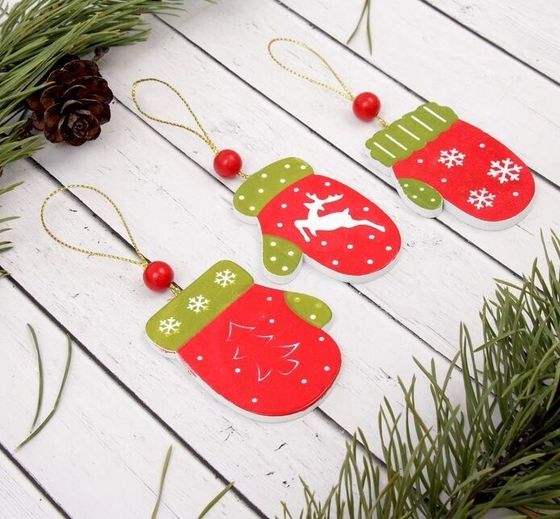 !09 Подвеска новогодняя (набор 6 штук) «Варежка»:дизайн &quot;Елочка&quot; 3 штуки + дизайн &quot;Олень&quot; 3 штуки