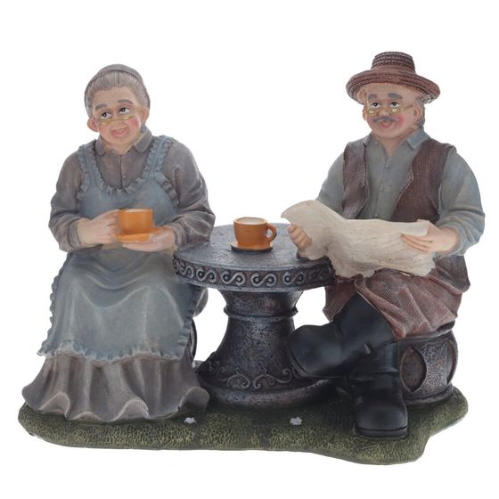 Фигурка декоративная &quot;Бабушка с дедушкой&quot;, Д20 Ш11 В17 см, 2в.
