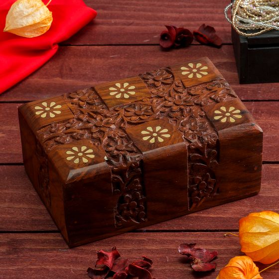 Шкатулка &quot;Цветочки&quot; дерево 15х10х6 см