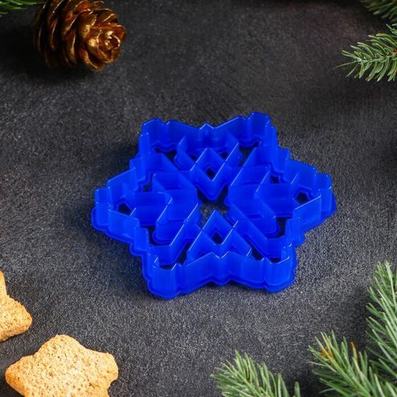 !09 Форма для вырезки теста «Снежинка», 9×9 см