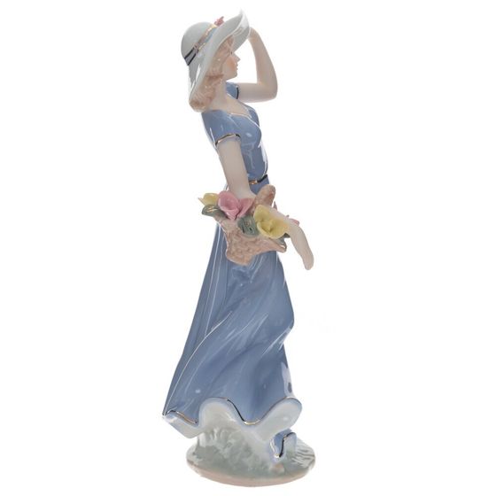 Фигурка декоративная "Девушка", L12,5 W10,5 H30,5 см