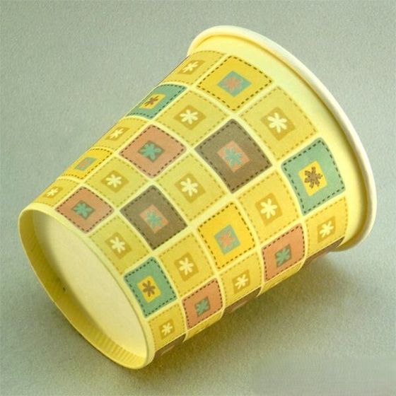 !09 Бумажные стаканы (наборы 12 штук) "Праздничные" 330 мл.