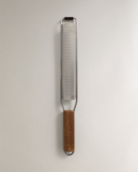 Acacia steel grater