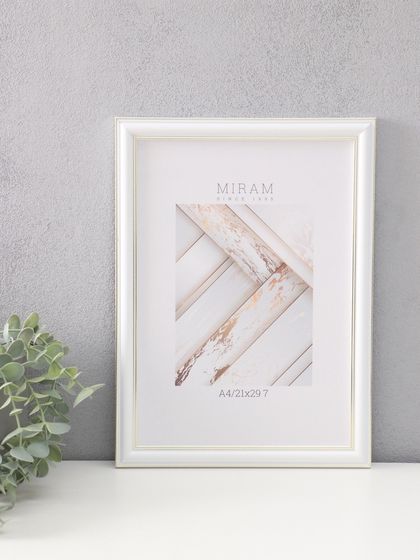 Фоторамка пластик &quot;МИРАМ&quot; 21х29,7 см (A4), белый, золото