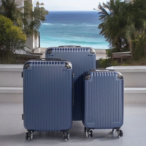 Набор чемоданов TOPAZ синих 3шт ABS с накладными углами