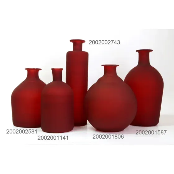!09 Ваза декоративная бутылочная 24 см. цвет красный матовый
