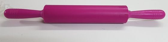 !09 Скалка для теста силиконовая 46 см цвет розовый