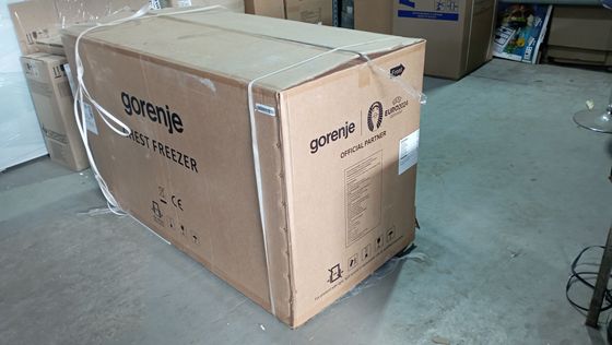 УЦЕНКА-Морозильный ларь Gorenje FH40APW белый, 420л-(замята вся правая часть ларя(передняя,боковая и задняя часть),упаковка нарушена_