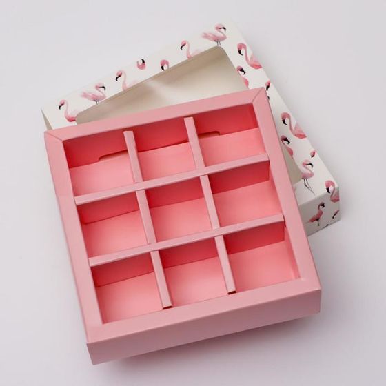 !09 Коробка (набор 3 штуки) под 9 конфет с обечайкой &quot;Фламинго&quot; с окном 14,5 х 14,5 х 3,5 см..