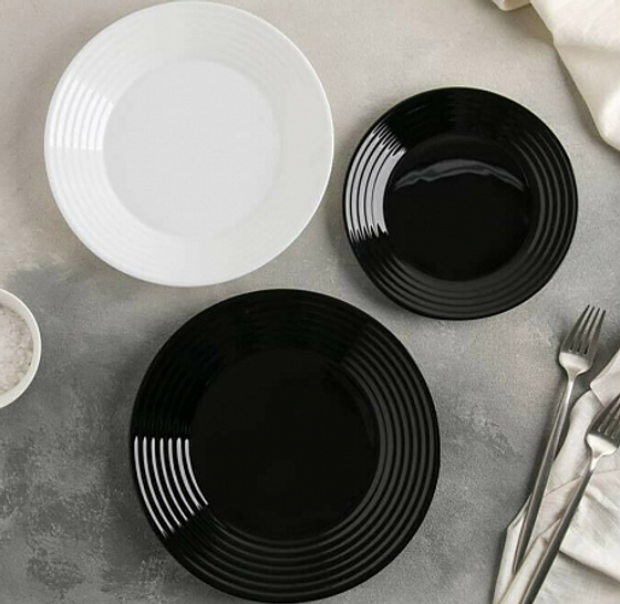 Столовый набор АРЕНА БЛЭК ЭНД УАЙТ 18 предметов